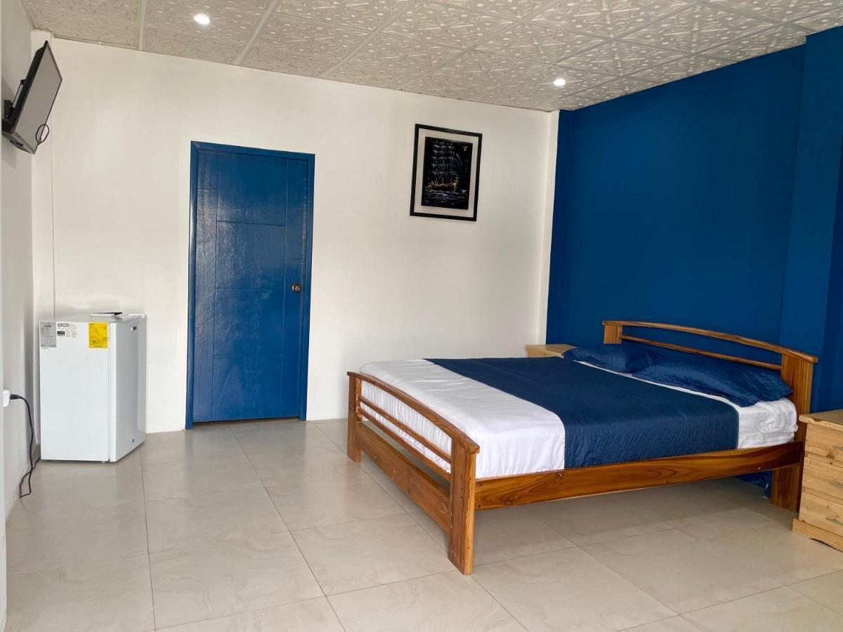 Hotel Hostal Tropicoco Playas Exterior foto