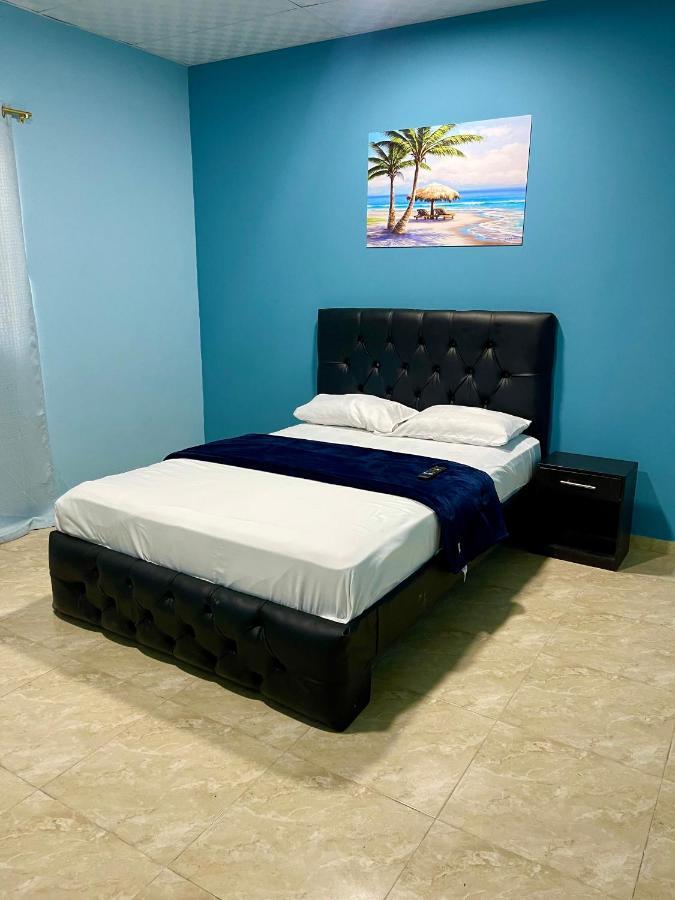 Hotel Hostal Tropicoco Playas Exterior foto
